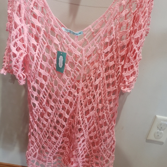 Top - Picture 3 of 3